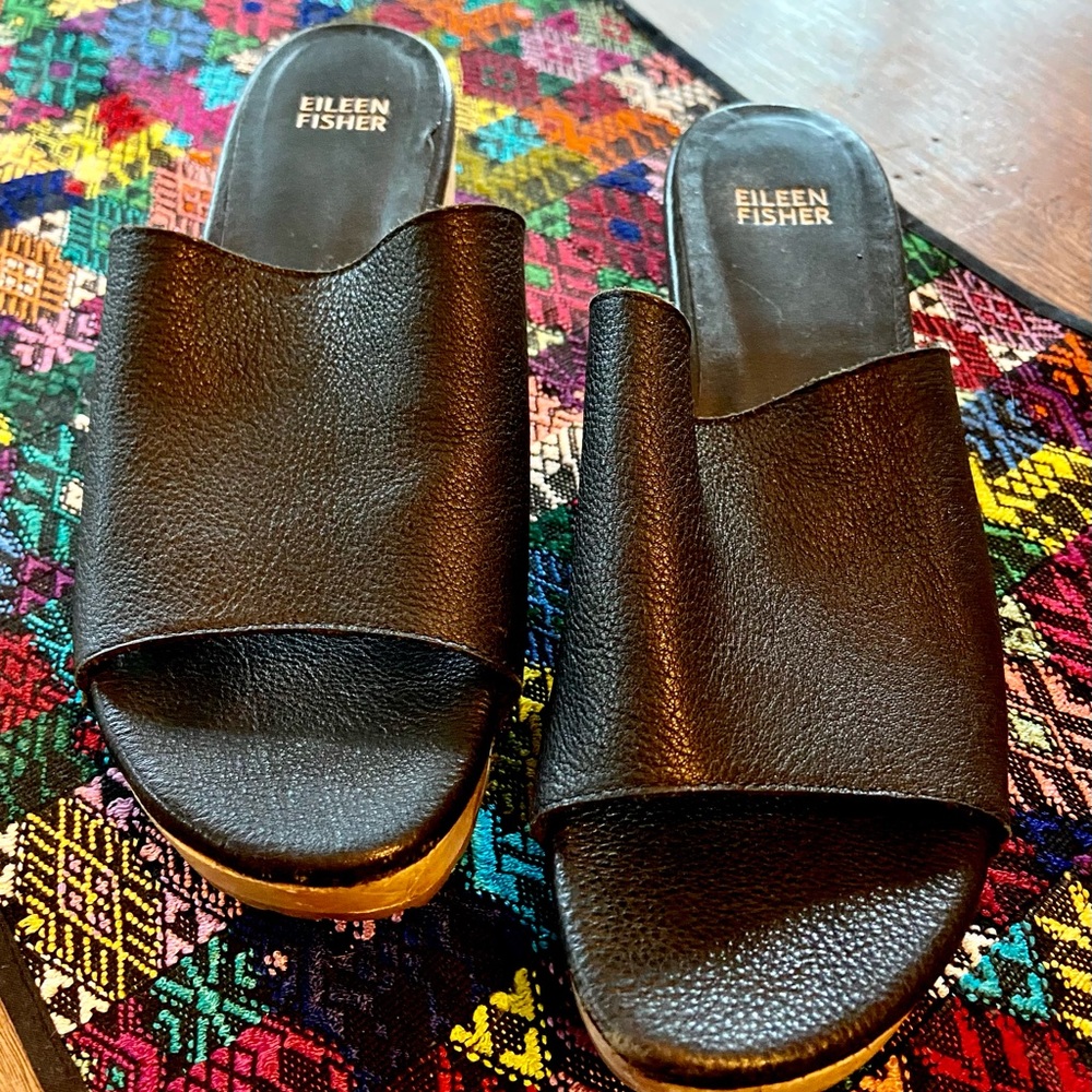 Eileen Fisher leather sandals Size 9